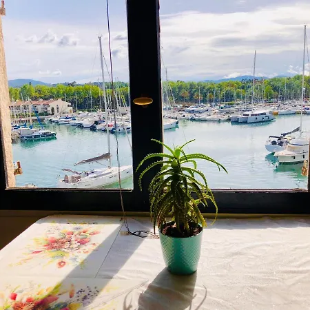 Petit Cocon Magnifique Vue Sur Marina Dans Le Golfe De Saint Tropez Apartment Cogolin Exterior photo